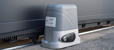 Sliding gate automation